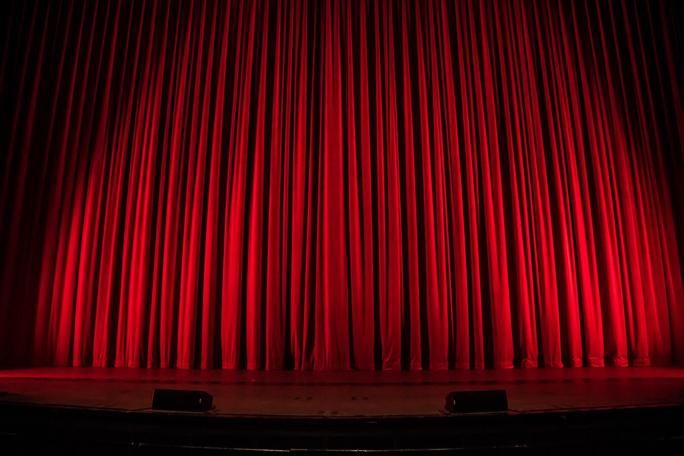 //www.acousticblindsandcurtains.com.au/wp-content/uploads/2021/09/stagetheatrecurtain.jpeg